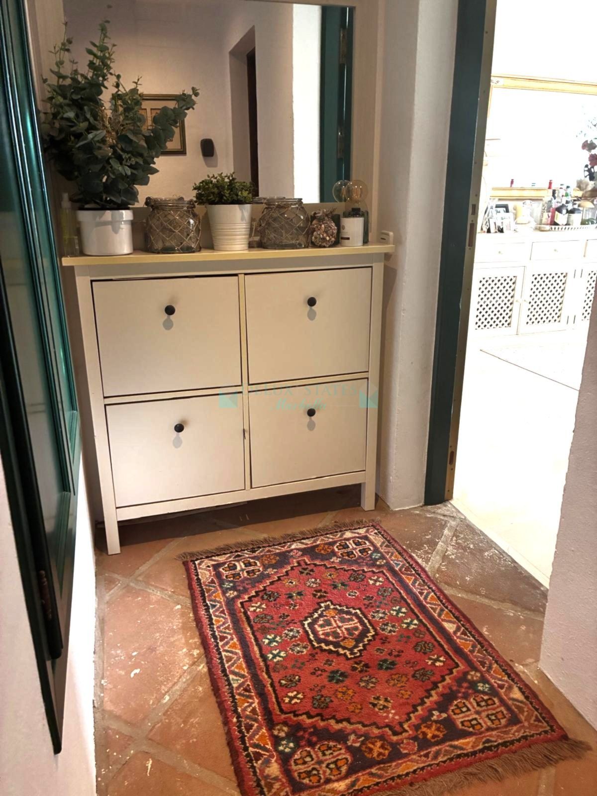 Penthouse for sale in Los Arqueros, Benahavis