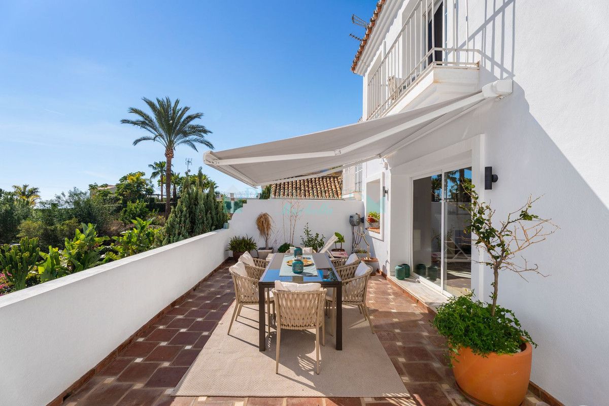 Town House for sale in Marbella Golden Mile