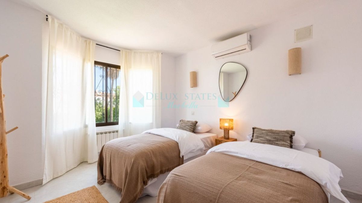 Villa en alquiler en Estepona