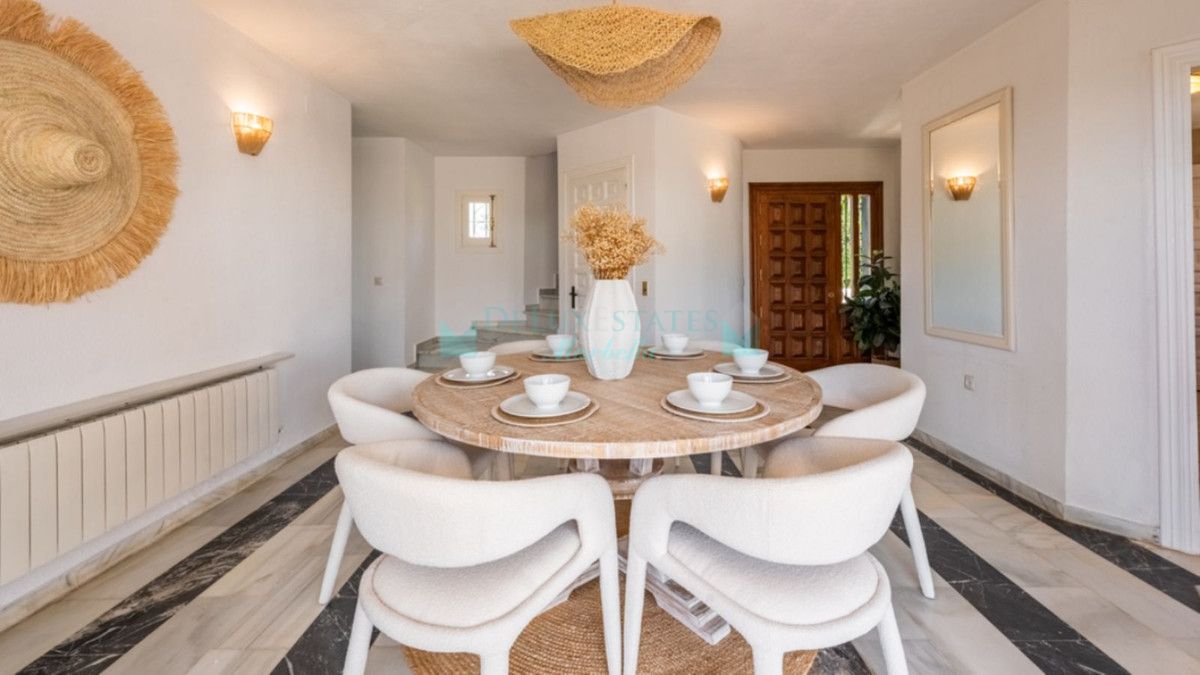 Villa en alquiler en Estepona