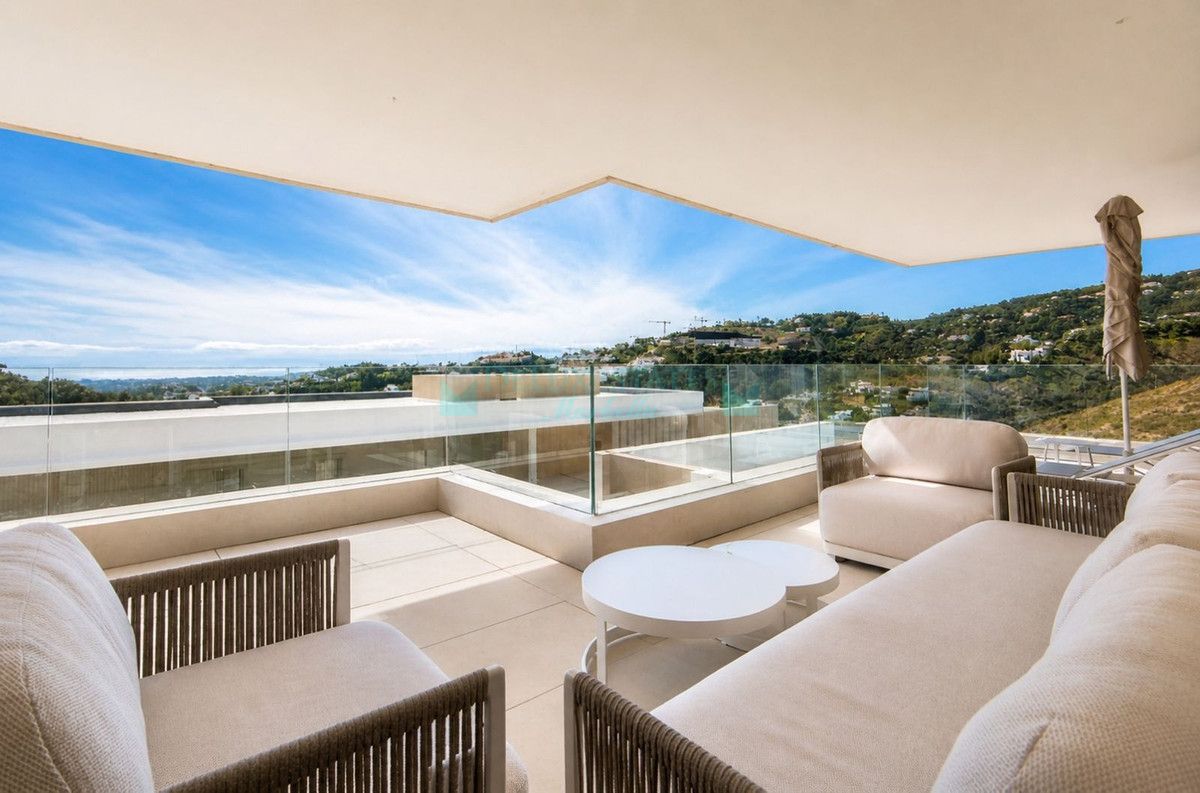Apartment for sale in La Quinta, Benahavis