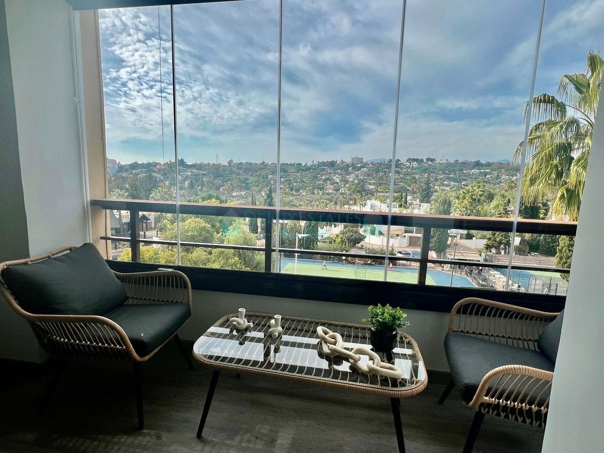 Apartment for sale in Nueva Andalucia