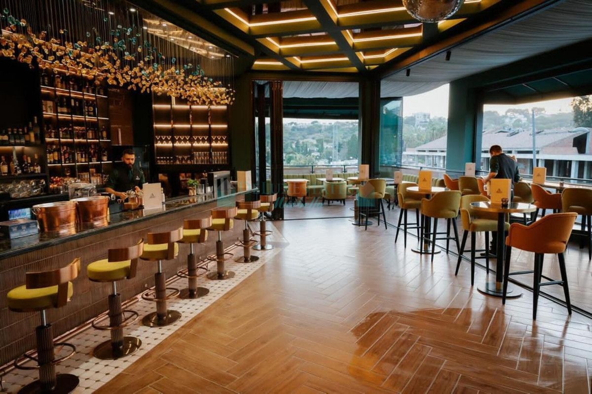 Restaurant for sale in Nueva Andalucia