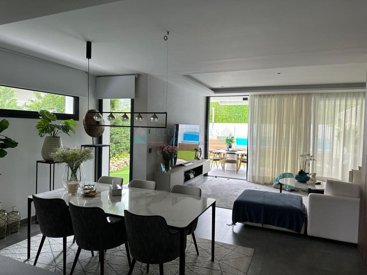 Semi Detached Villa for sale in Marbella - Puerto Banus