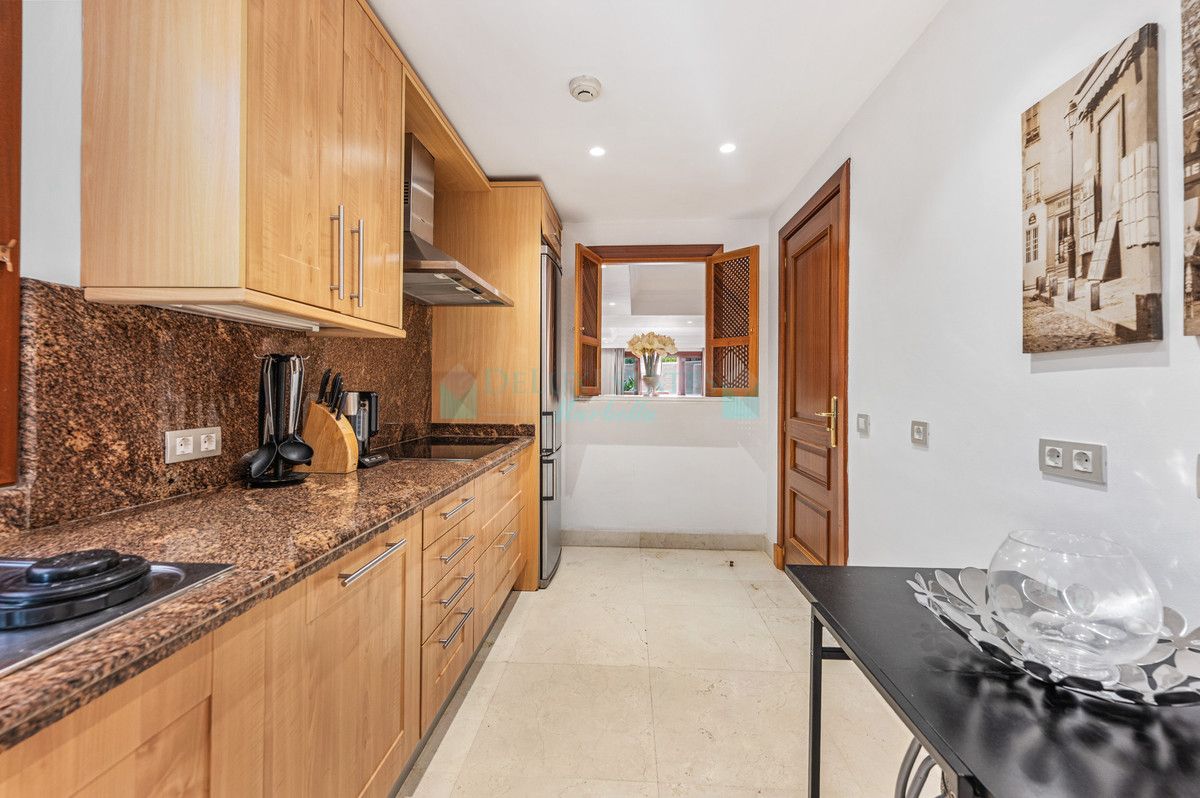 Apartamento en alquiler en Estepona