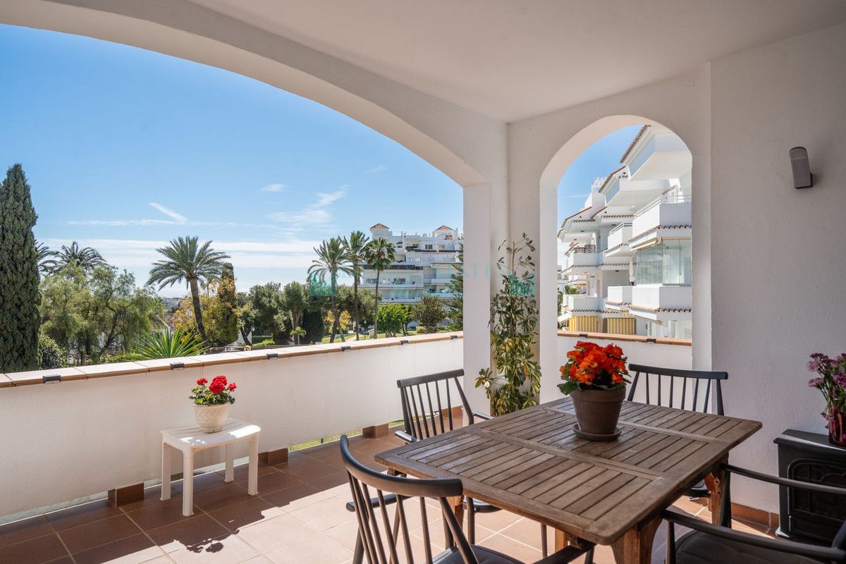 Apartment for sale in Nueva Andalucia