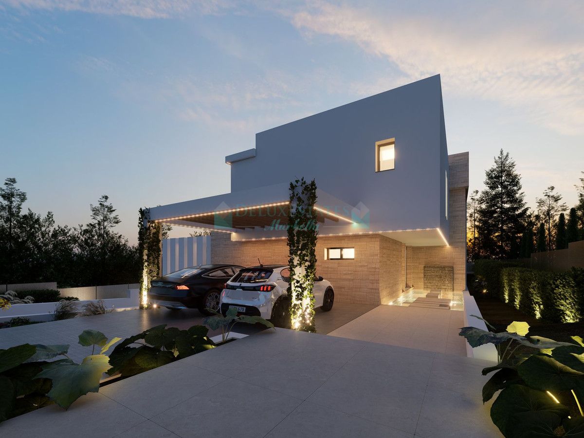 Villa for sale in Valle Romano, Estepona