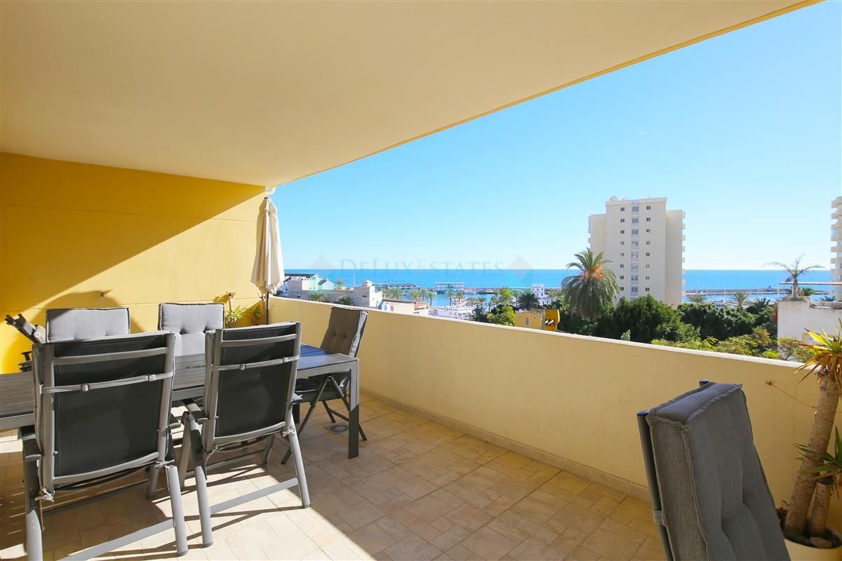 Penthouse for rent in Estepona