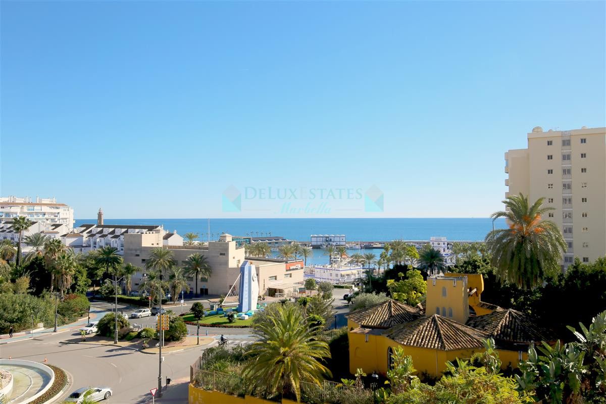 Penthouse for rent in Estepona