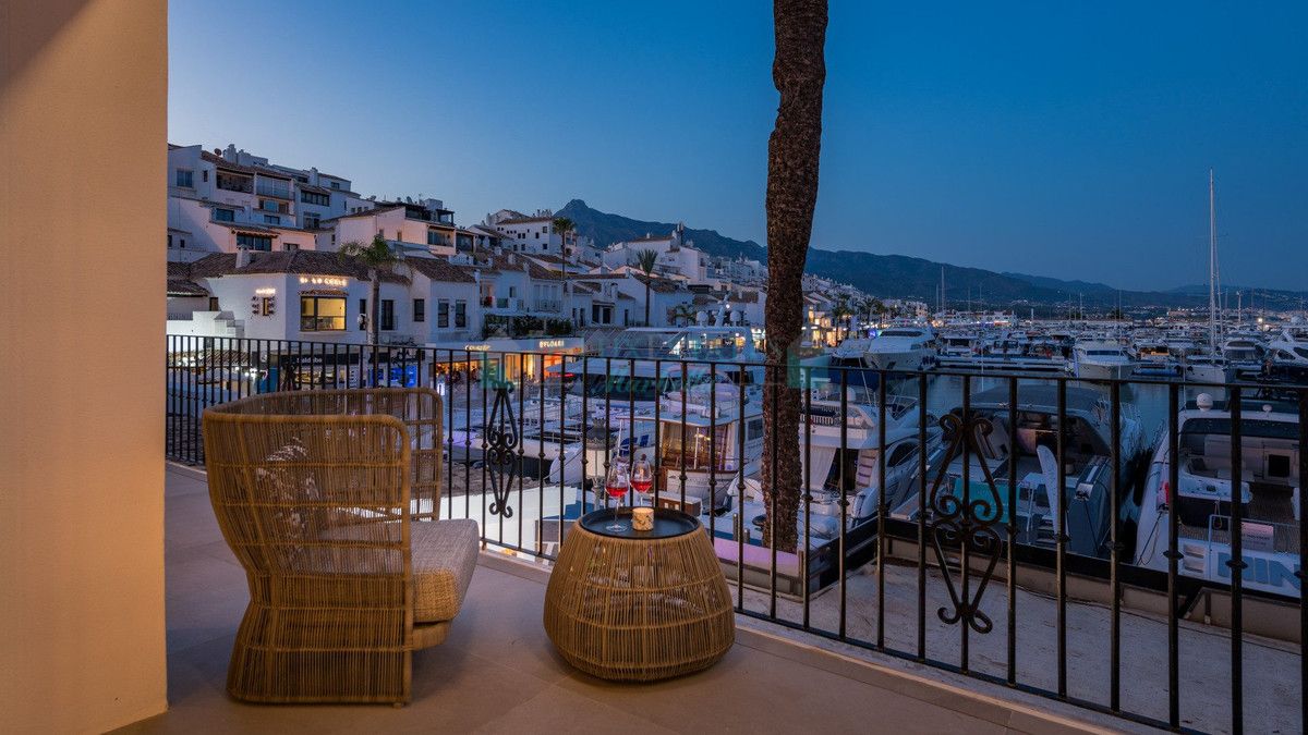 Apartment for sale in Marbella - Puerto Banus