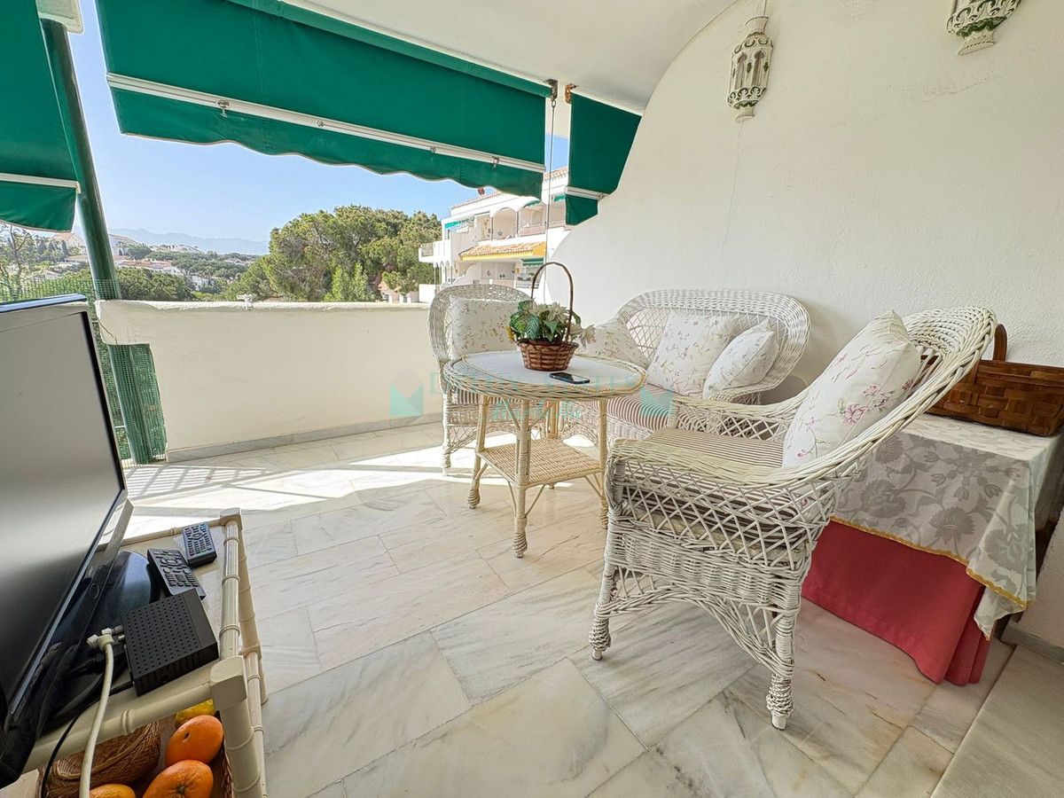 Apartamento en venta en Cabopino, Marbella Este