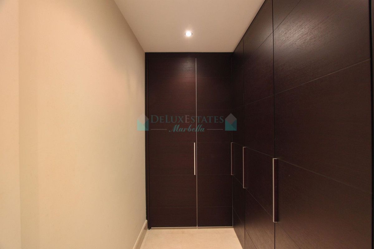 Apartment for sale in Marbella - Puerto Banus