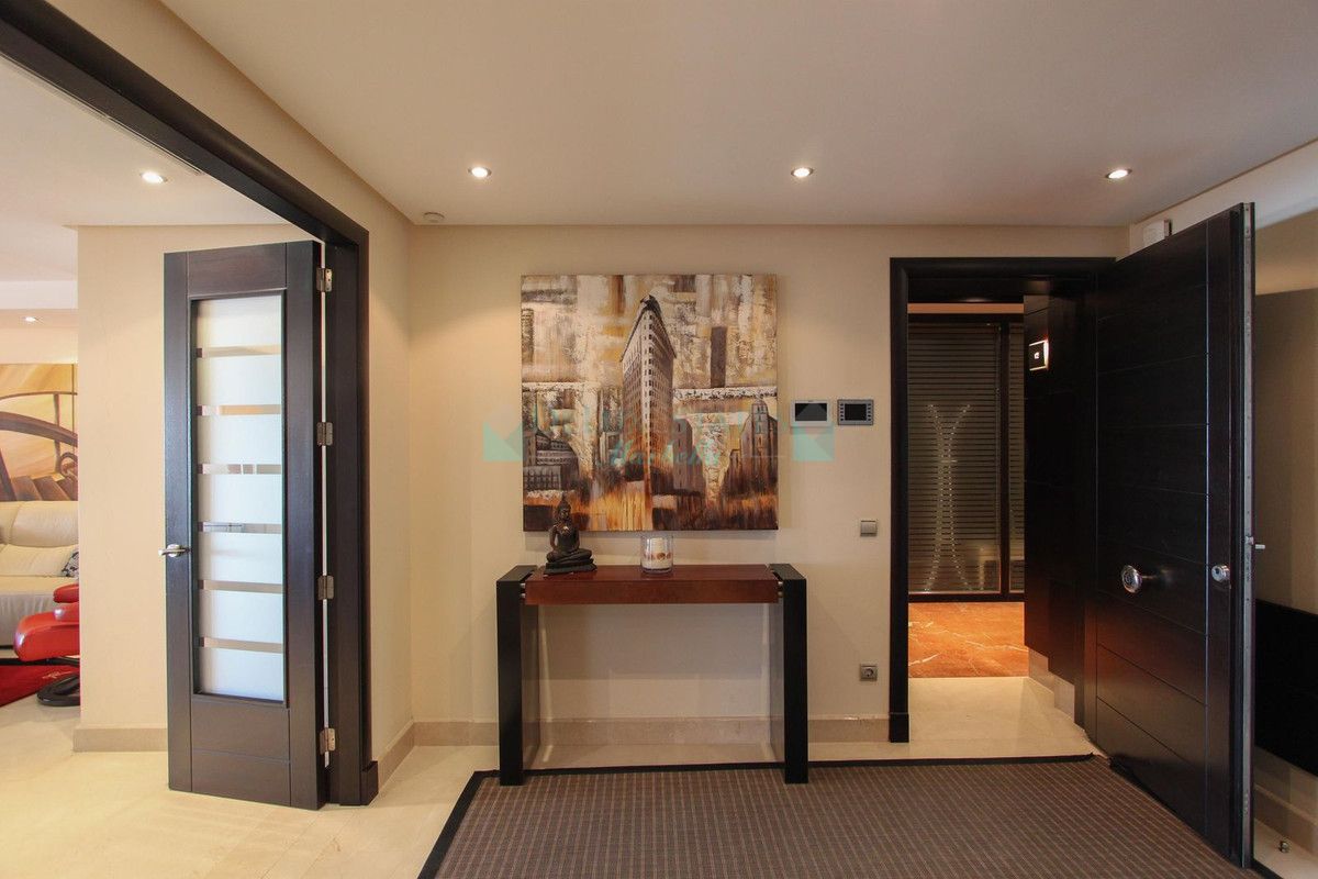 Apartment for sale in Marbella - Puerto Banus