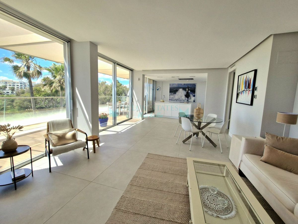 Apartment for sale in Estepona