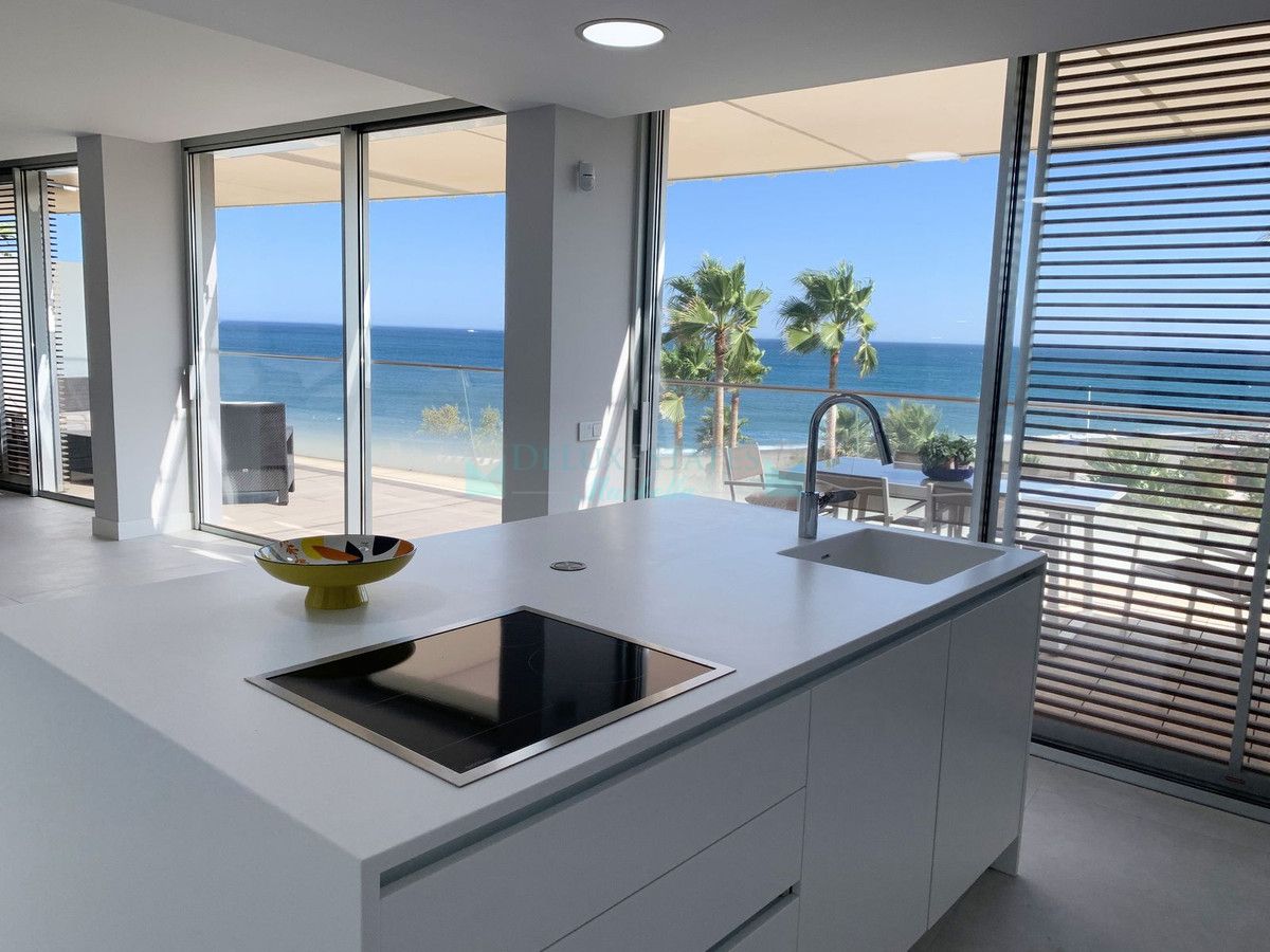 Apartment for sale in Estepona