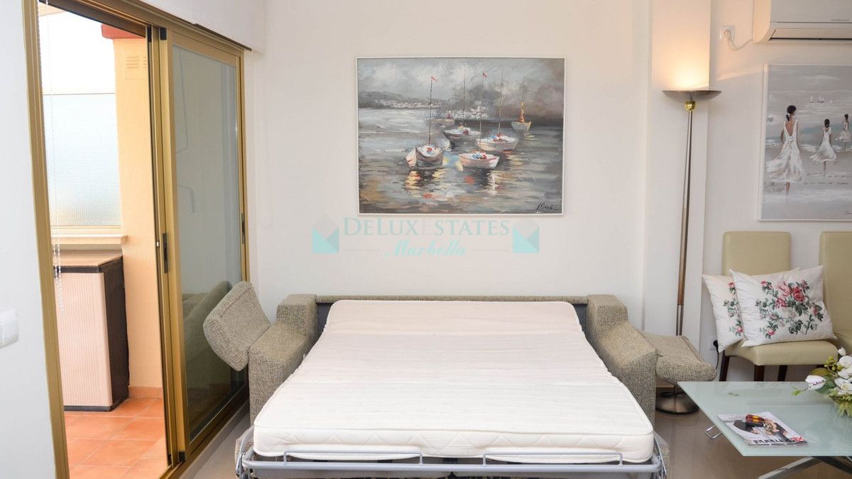 Studio for sale in Elviria, Marbella East