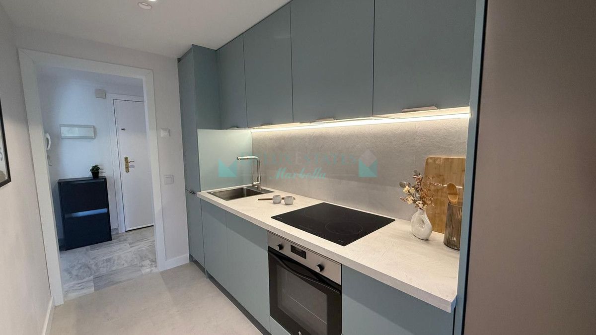Apartment for sale in Nueva Andalucia