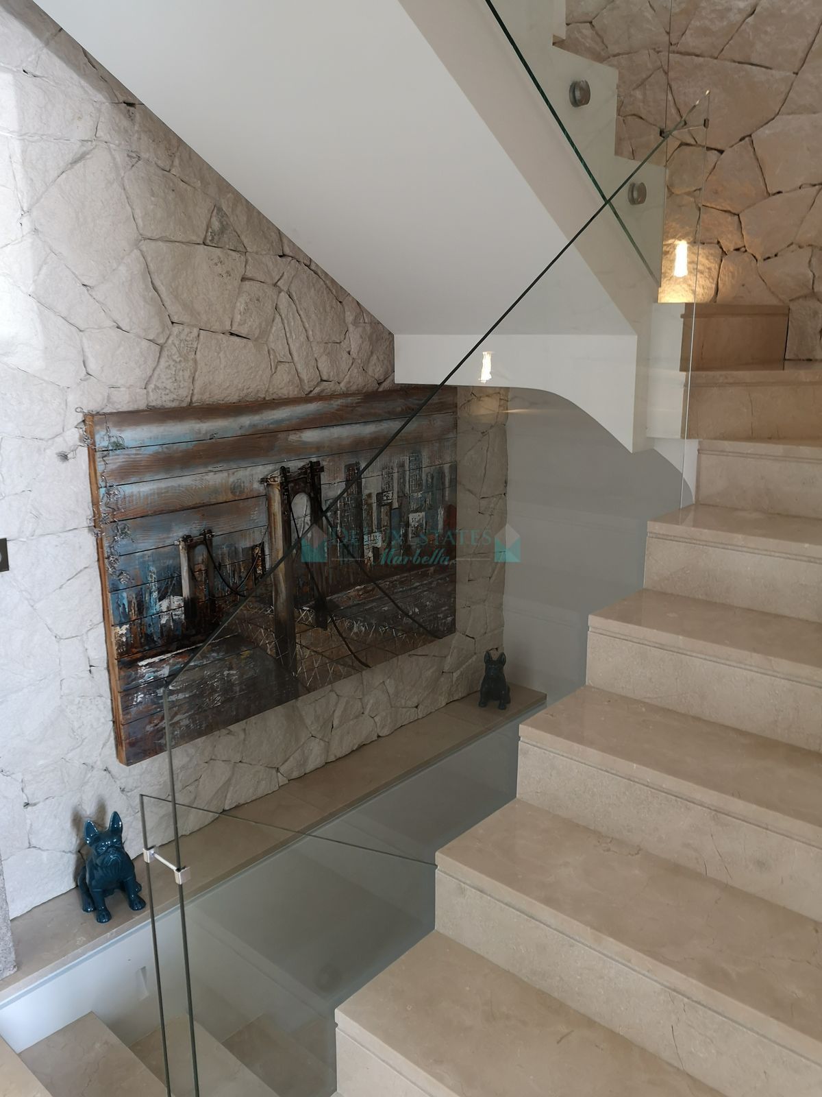 Town House for sale in Estepona