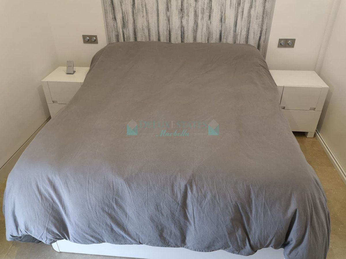 Town House for sale in Estepona