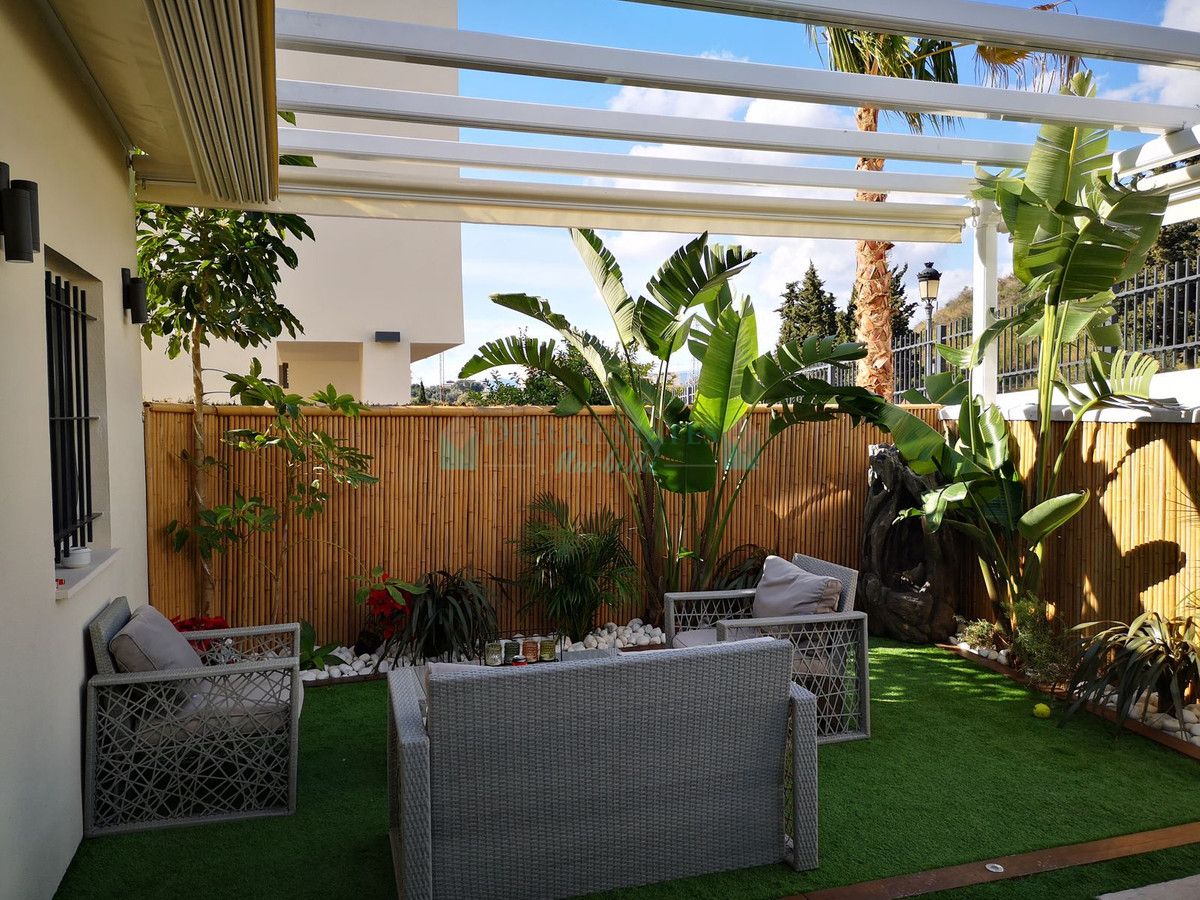 Town House for sale in Estepona