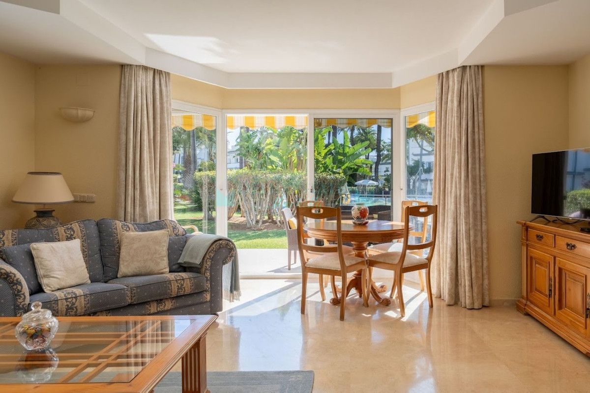 Town House for sale in New Golden Mile, Estepona