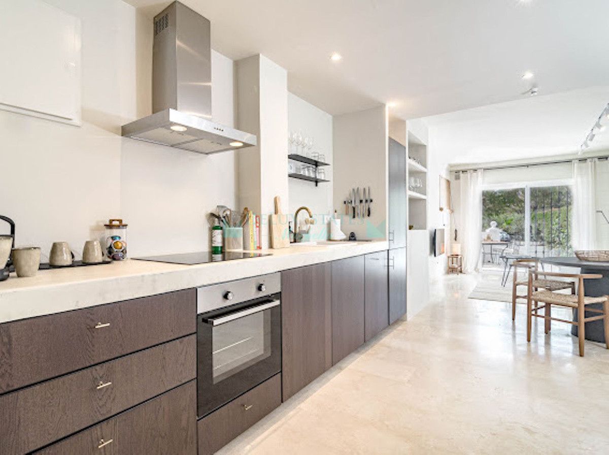 Apartment for sale in Nueva Andalucia