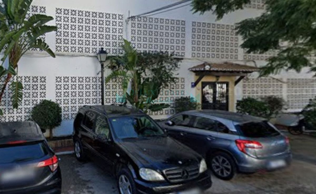 Studio for sale in Nueva Andalucia