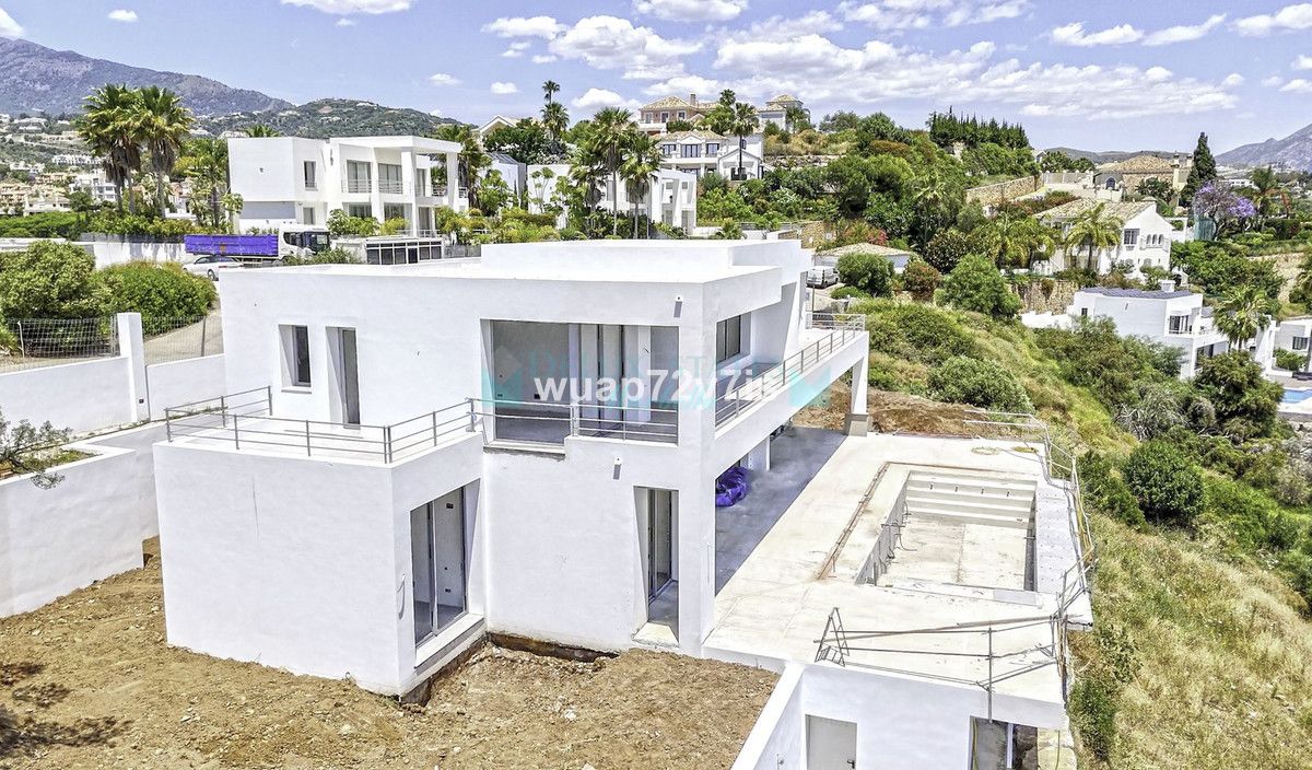 Villa en venta en Benahavis