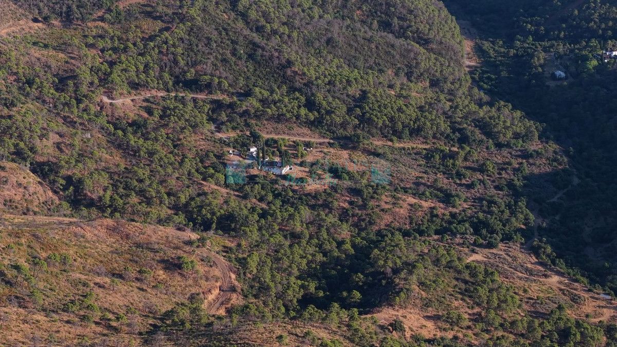 Plot for sale in Estepona