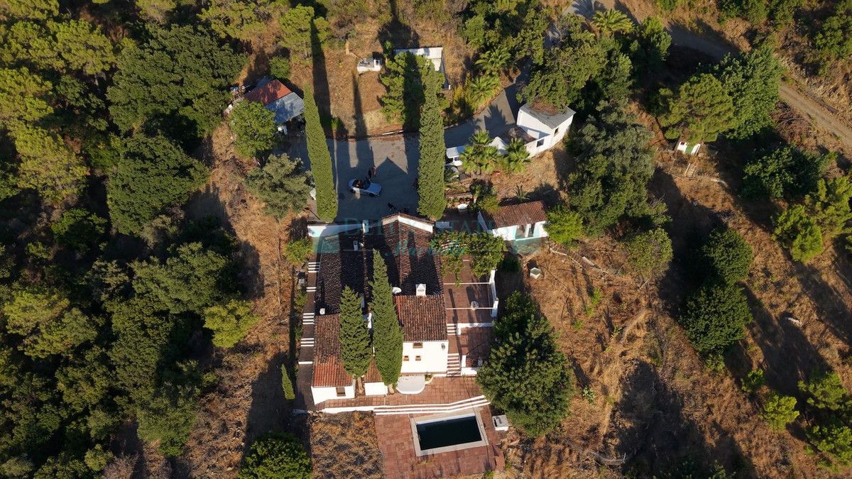 Plot for sale in Estepona