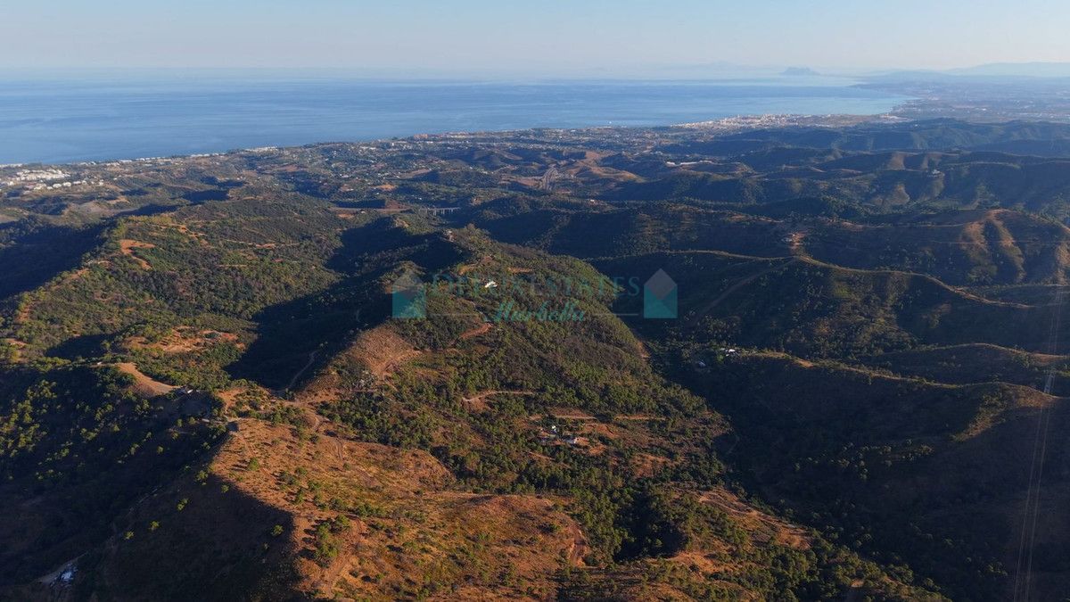 Plot for sale in Estepona