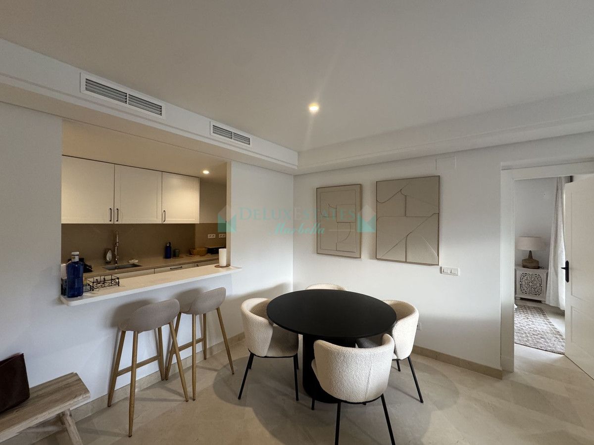 Ground Floor Apartment for sale in Aloha, Nueva Andalucia