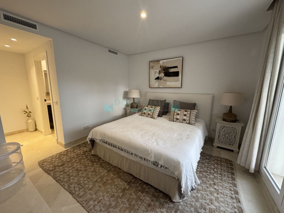 Ground Floor Apartment for sale in Aloha, Nueva Andalucia