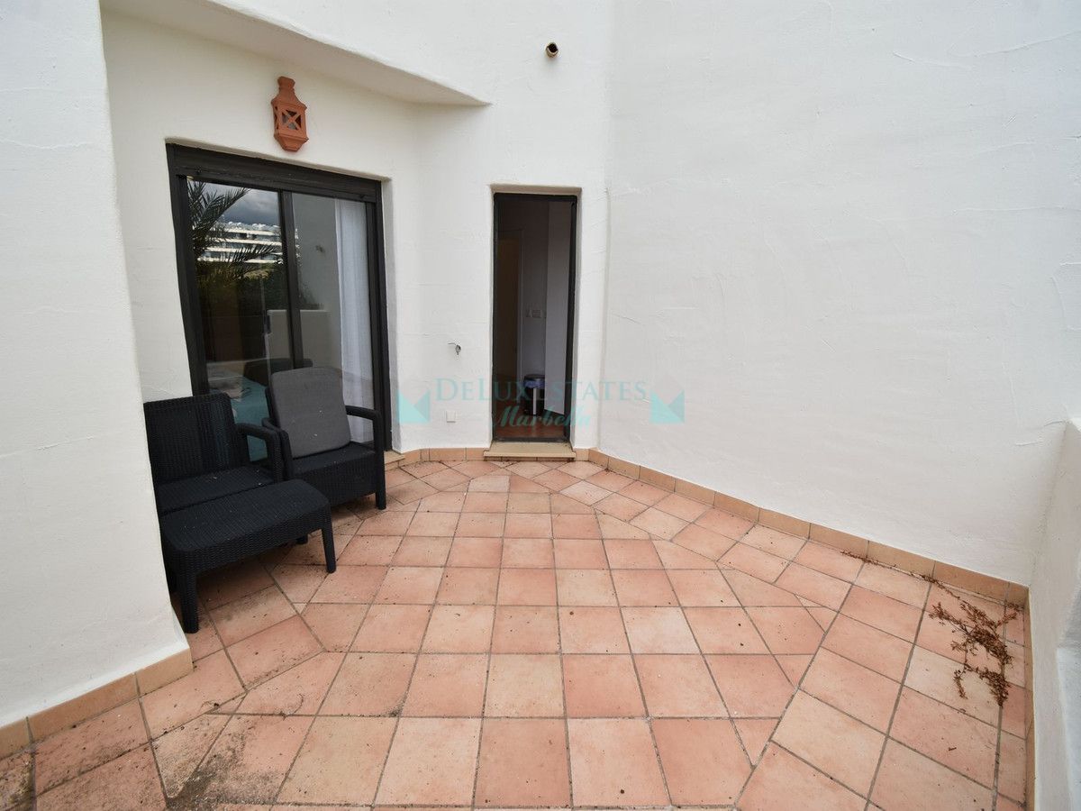 Ground Floor Apartment for sale in Estepona