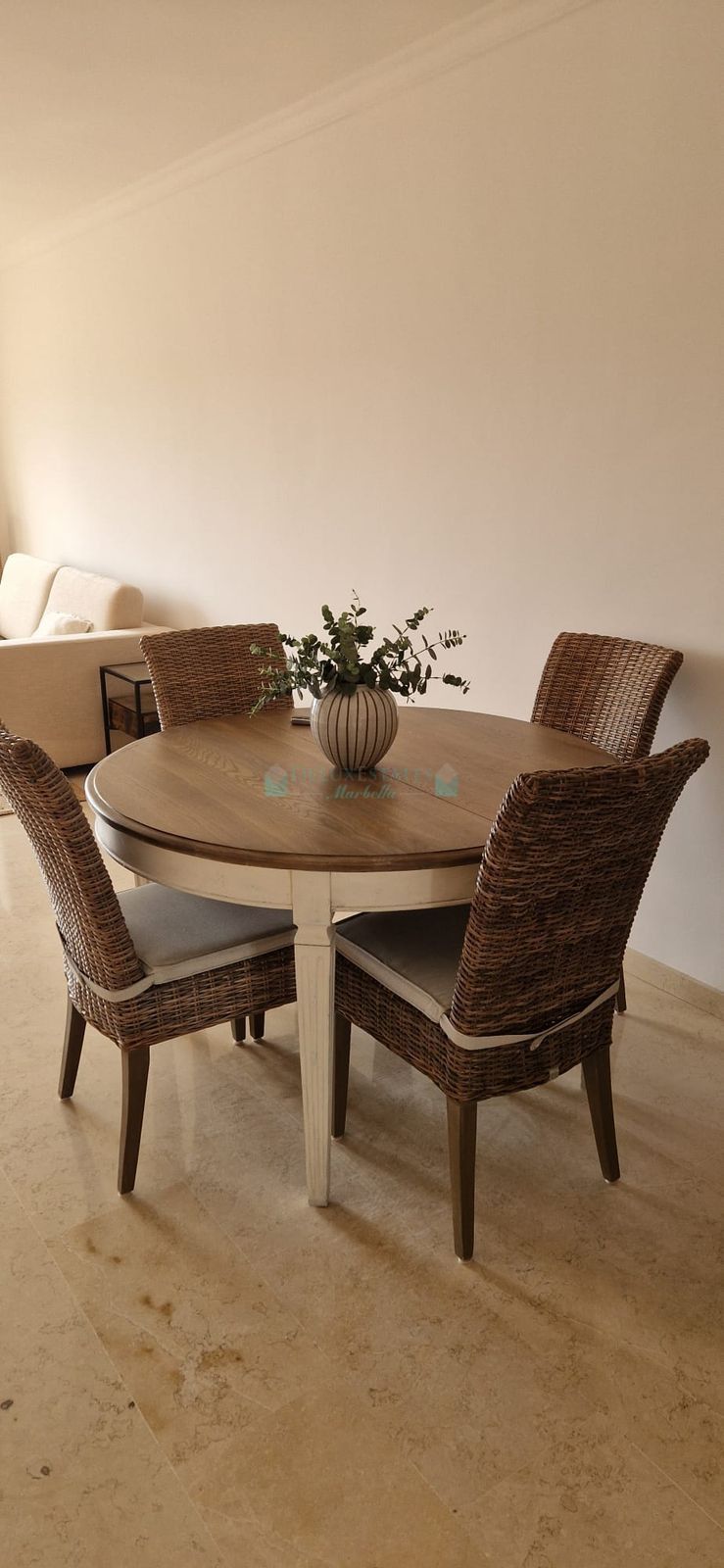 Penthouse for sale in Elviria, Marbella East