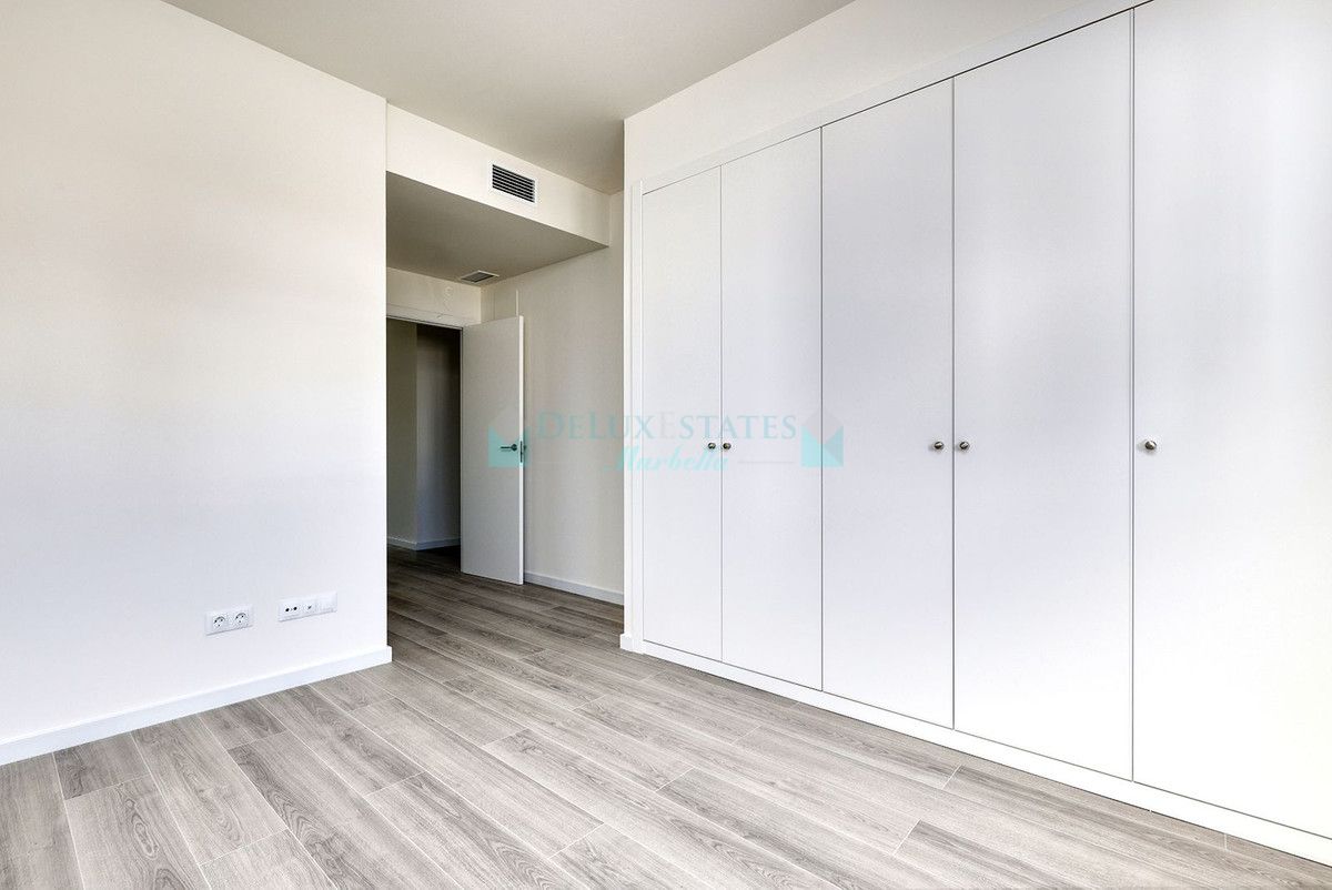 Ground Floor Apartment for sale in Valle Romano, Estepona