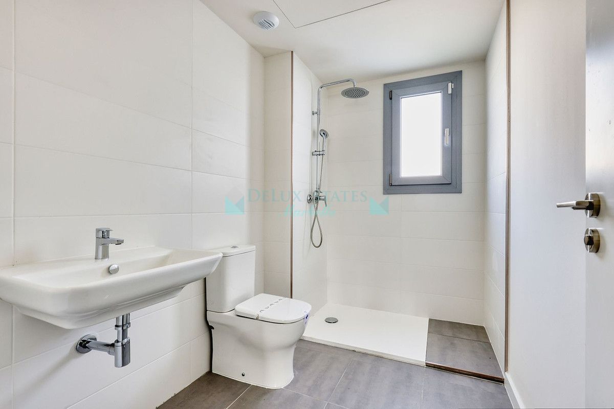 Ground Floor Apartment for sale in Valle Romano, Estepona