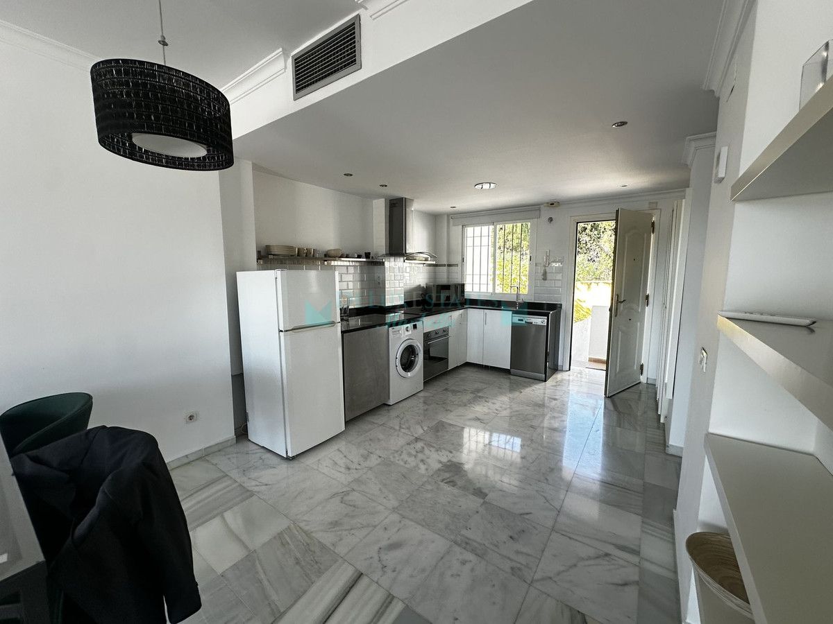 Apartment for sale in Nueva Andalucia