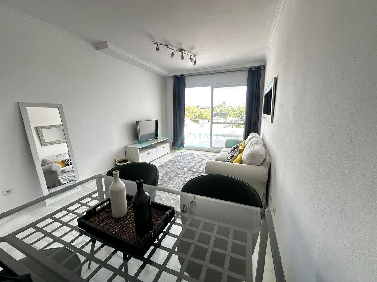 Apartment for sale in Nueva Andalucia