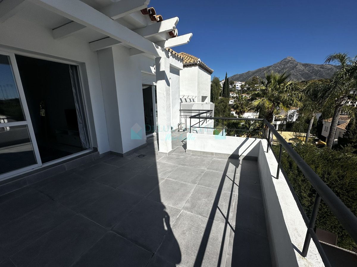 Apartment for sale in Nueva Andalucia