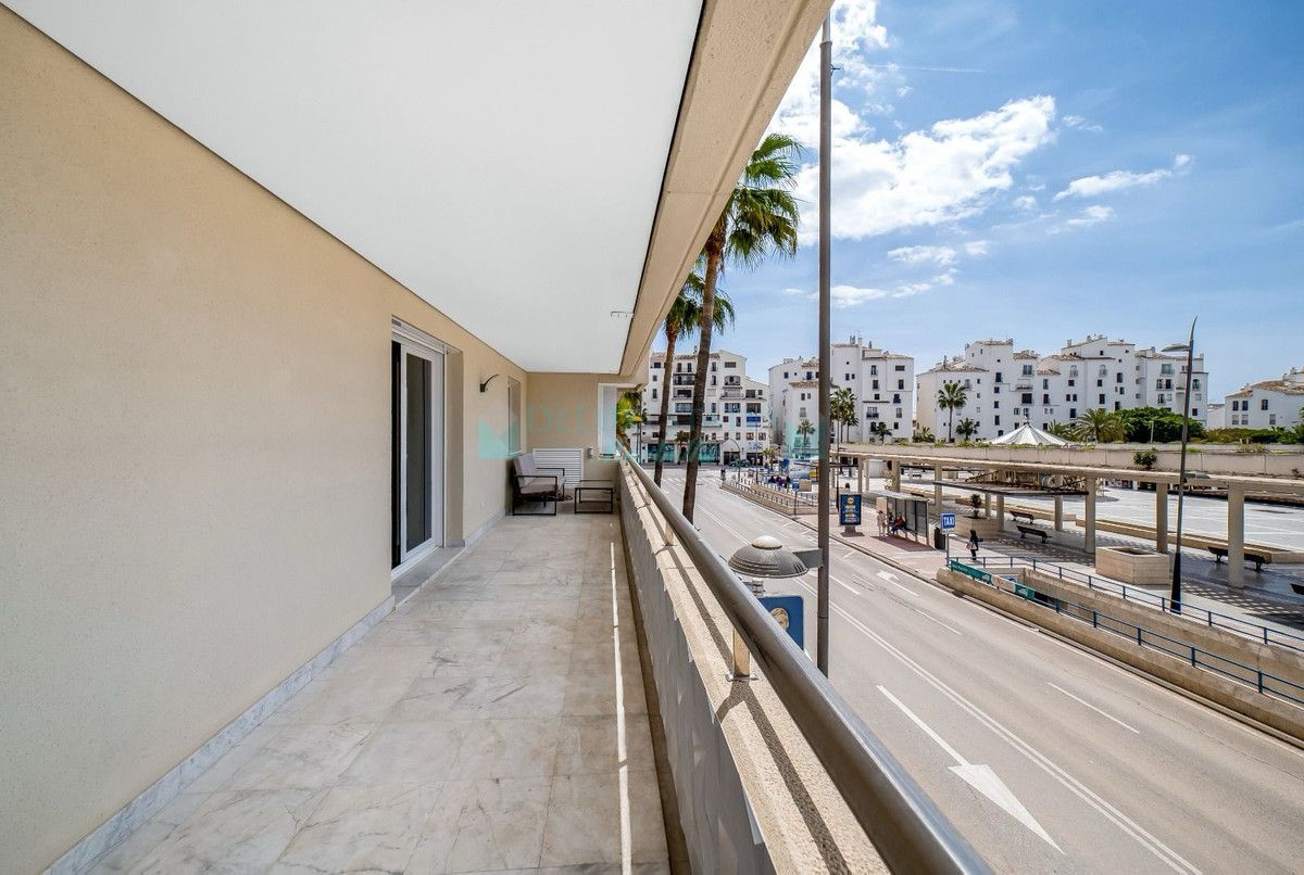 Apartment for sale in Marbella - Puerto Banus