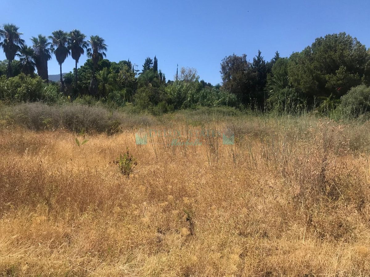 Plot for sale in Estepona