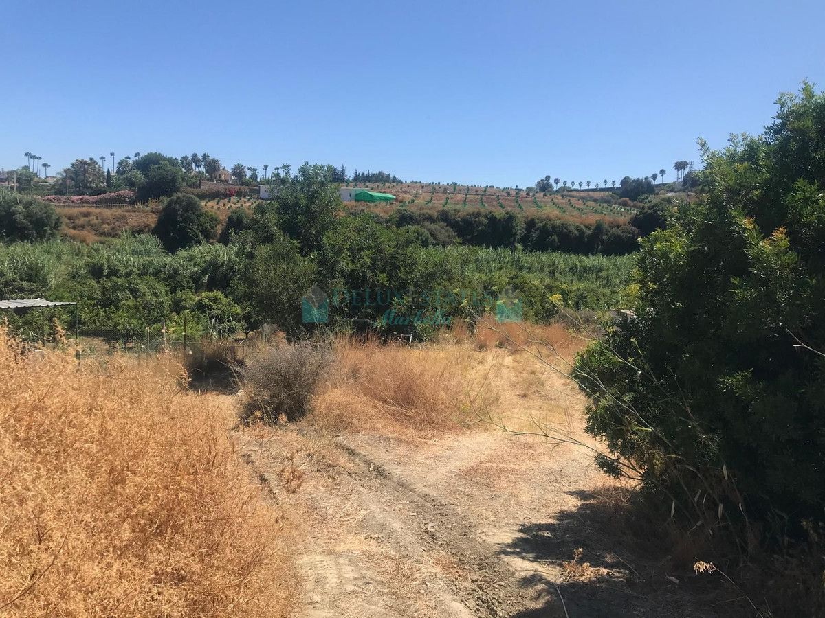 Plot for sale in Estepona