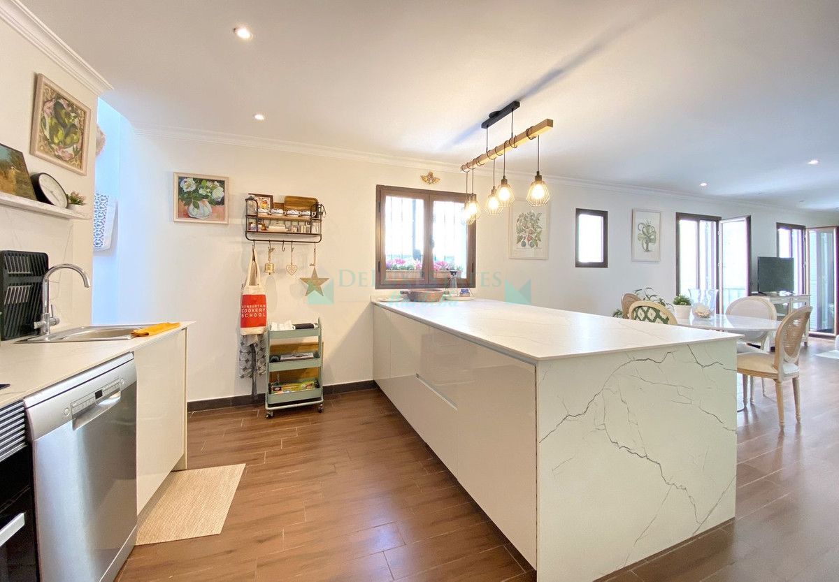 Town House for sale in Marbella