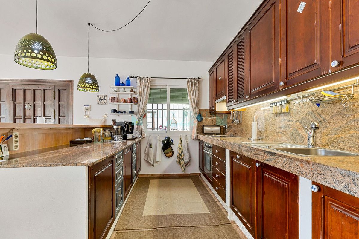 Villa en venta en Benahavis