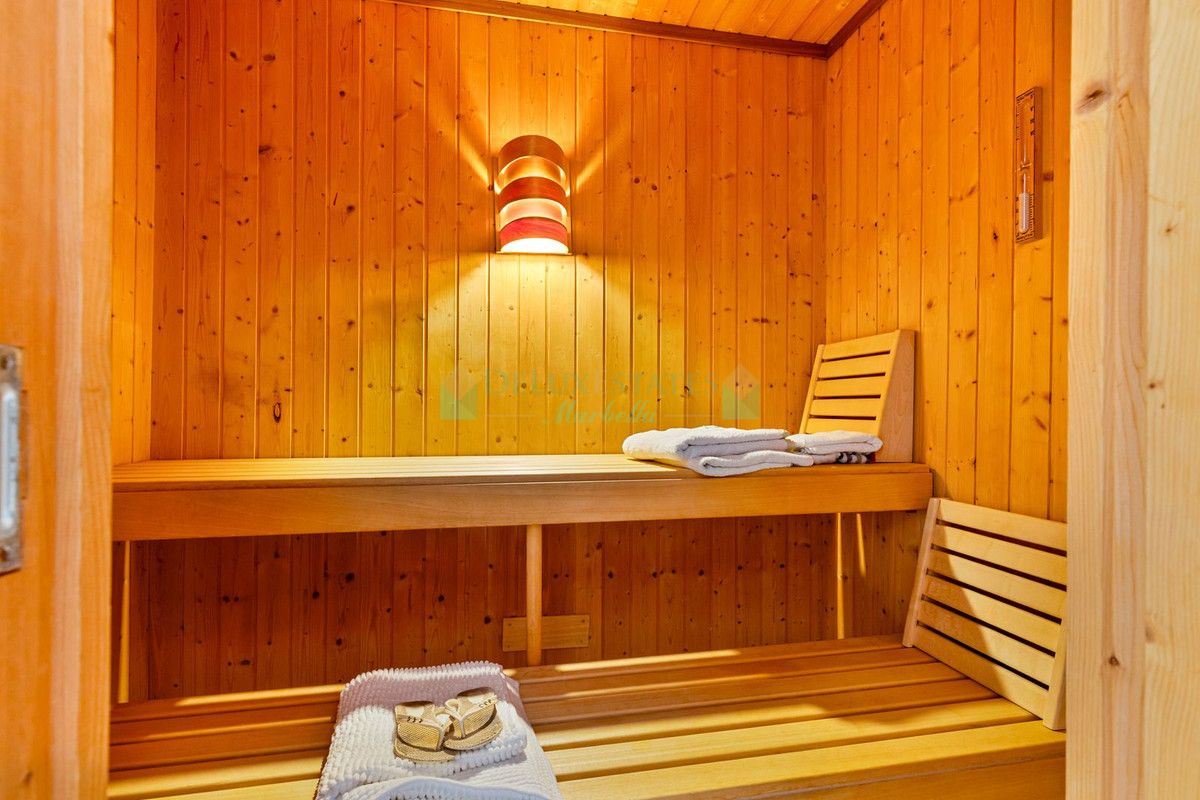 Villa en venta en Benahavis