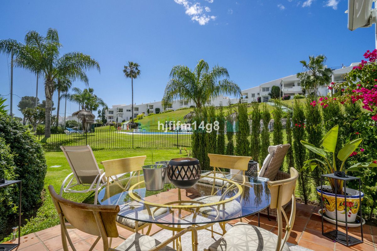 Ground Floor Apartment for sale in Nueva Andalucia