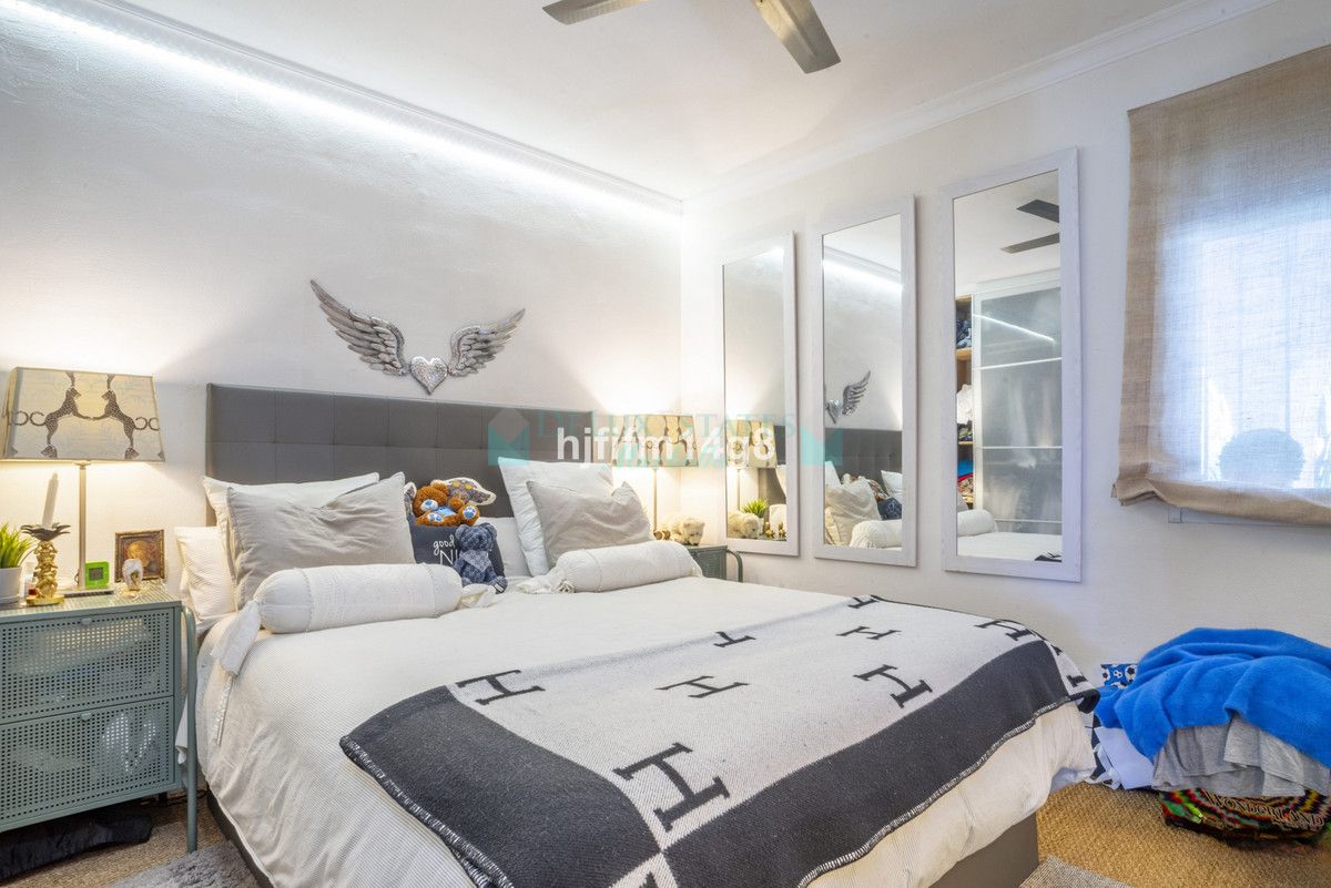 Ground Floor Apartment for sale in Nueva Andalucia