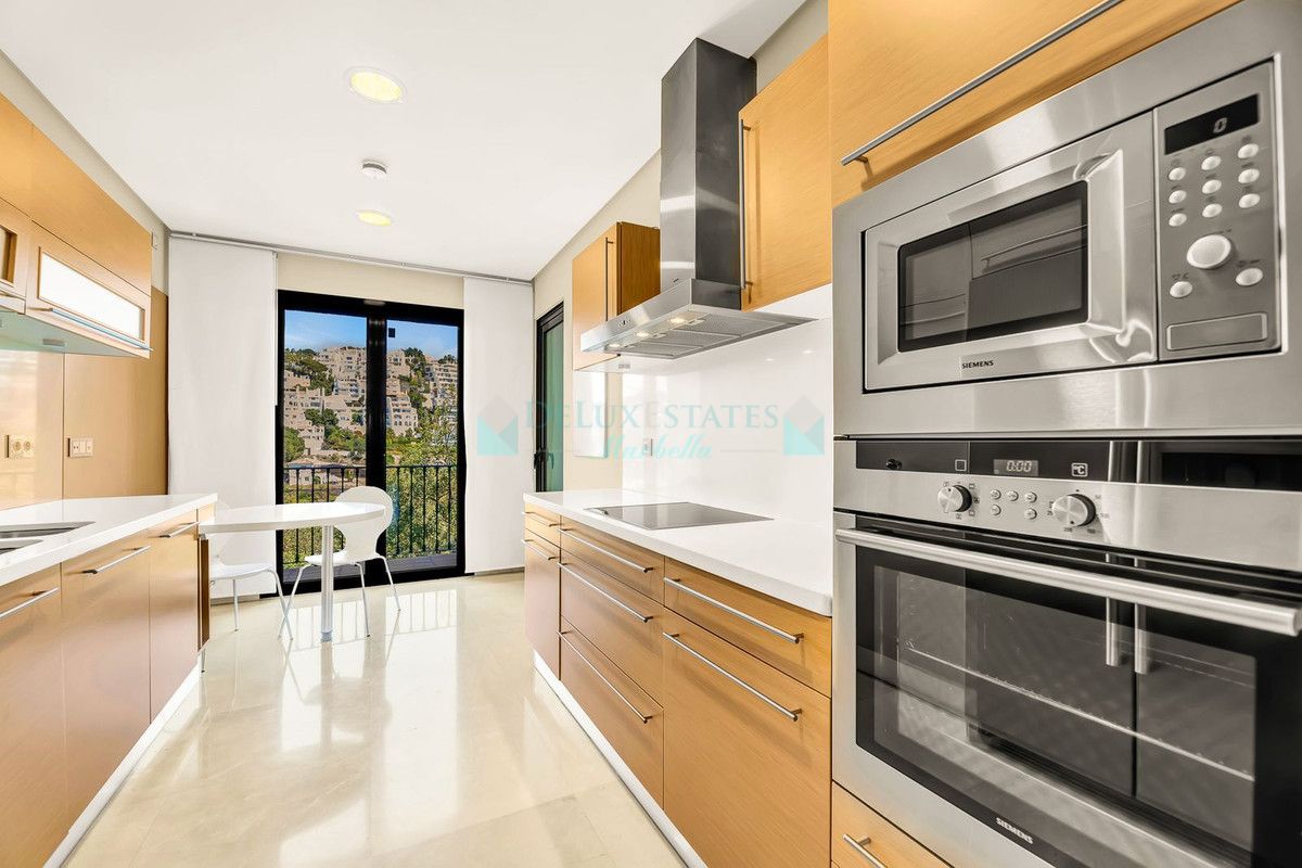 Ground Floor Apartment for sale in La Quinta, Benahavis