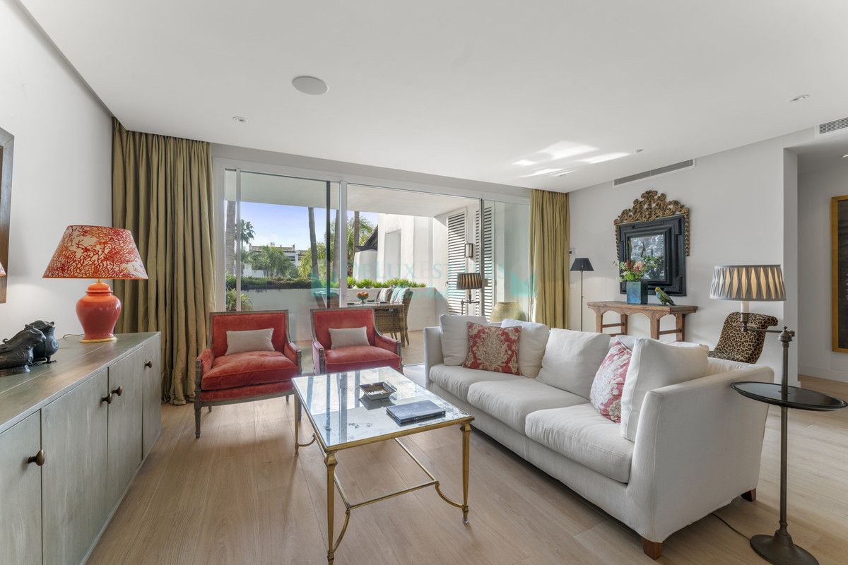 Apartment for sale in Marbella Golden Mile